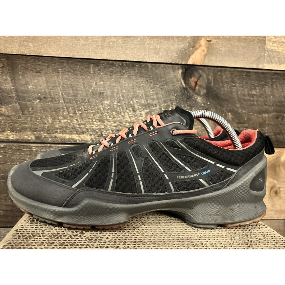 Ecco Biom Performance Train Black Coral Shoes Women Size EU 42 US 8.5